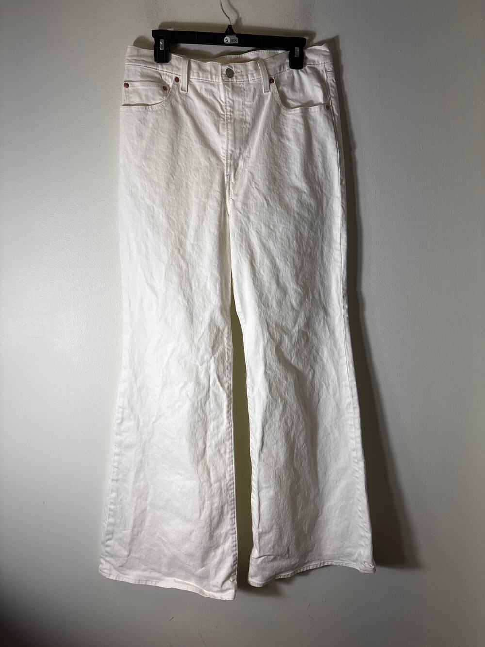 Levi's Antique White "Ribcage Bell" Denim Jeans sz 32